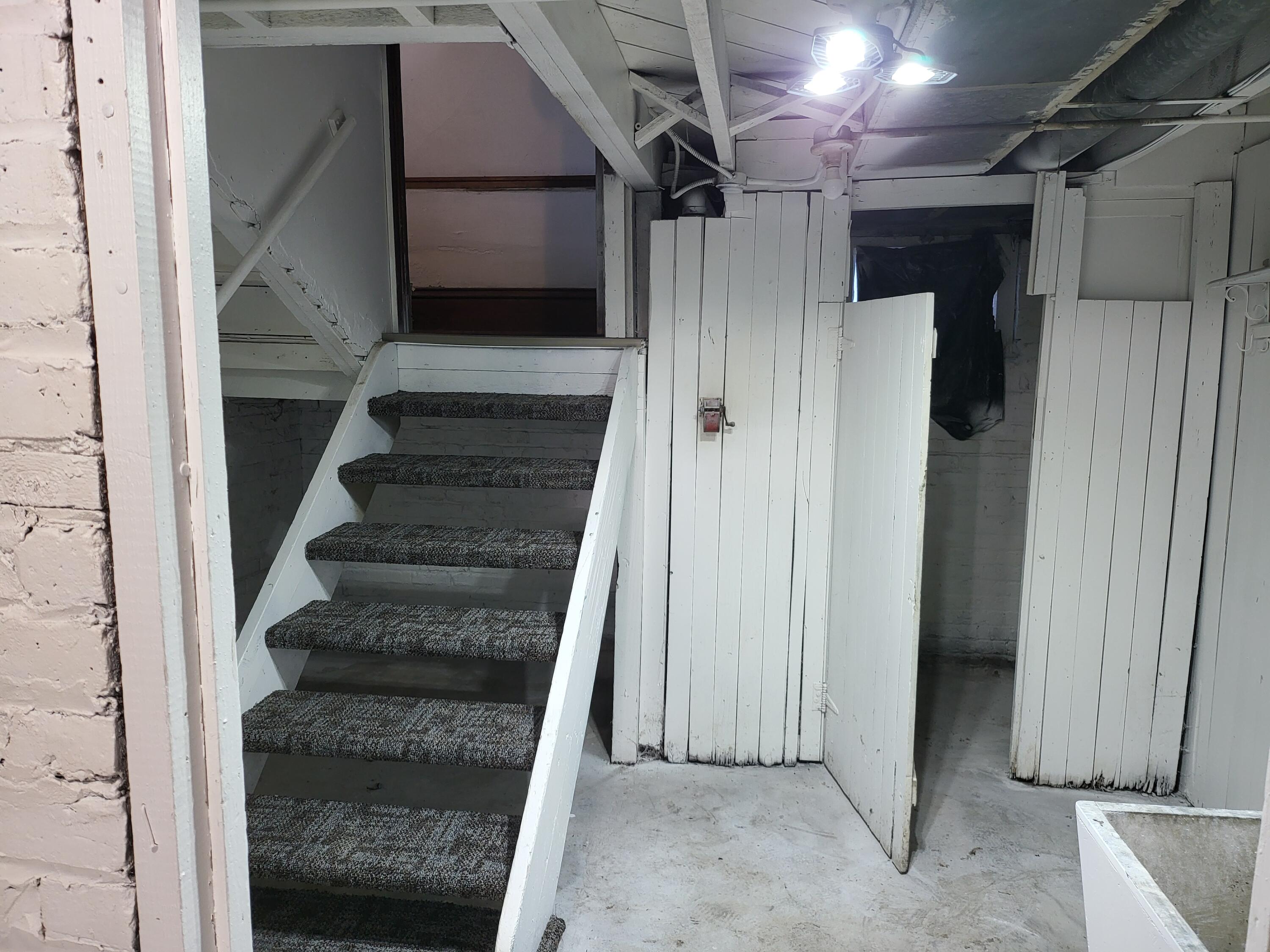 Racine, Wisconsin 53404, United States, 4 Bedrooms Bedrooms, ,2 BathroomsBathrooms,Residential,Active,17678