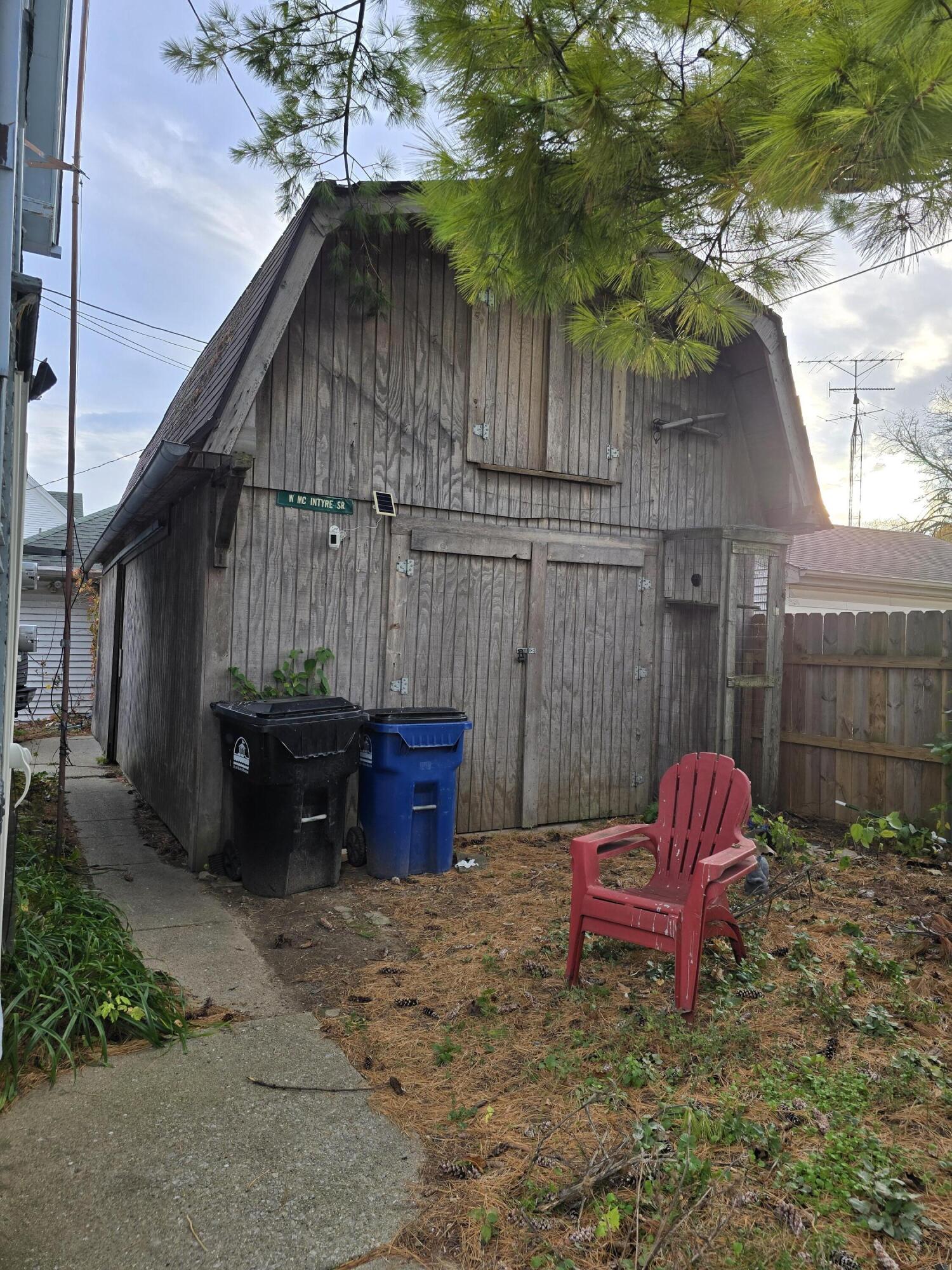 Racine, Wisconsin 53404, United States, 4 Bedrooms Bedrooms, ,2 BathroomsBathrooms,Residential,Active,17678