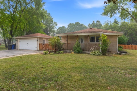 Photo of W151S7662 Mystic Dr, Muskego, WI 53150 (MLS # 1972608)