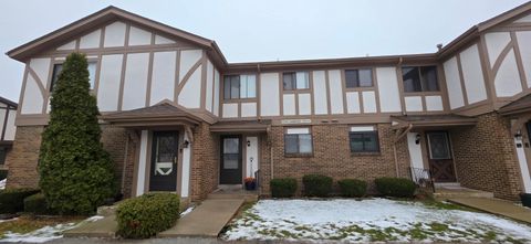 Photo of 5749 Cambridge Cir, Mount Pleasant, WI 53406 (MLS # 1946501)