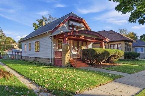 Photo of 3014 N 47th St, Milwaukee, WI 53210 (MLS # 1985240)