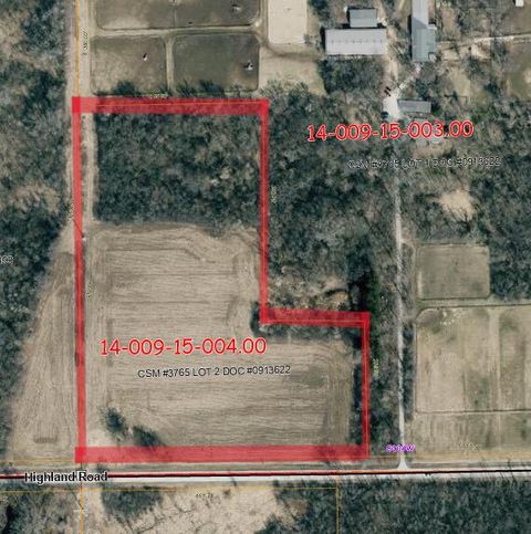 Photo of lot 1 W Highland Rd, Mequon, WI 53097 (MLS # 1959588)