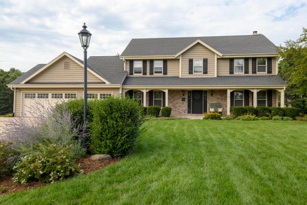 N102W15128 RAINTREE CT, GERMANTOWN, WI 53022 - Image 79cd7105dff55b53d68e1761dff83713/3456733255
