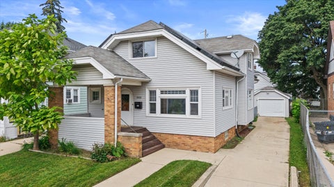 Photo of 3002 Bate St, Racine, WI 53403 (MLS # 1982438)
