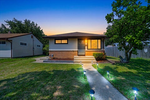 Photo of 4643 S Logan Ave, Milwaukee, WI 53207 (MLS # 1975164)