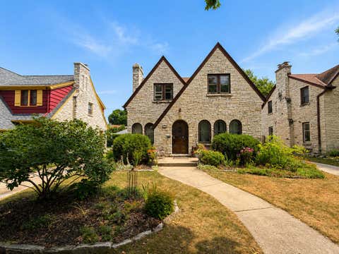 Photo of 3222 N 49th St, Milwaukee, WI 53216 (MLS # 1973846)