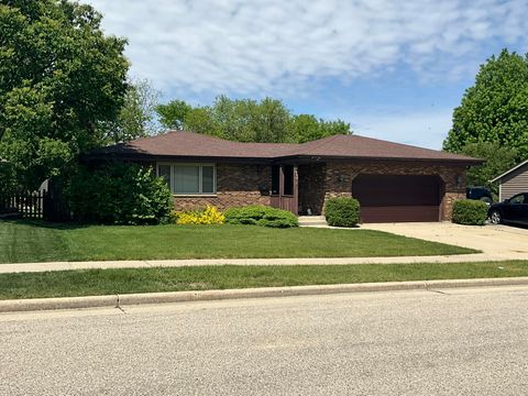 Photo of 8610 45th Ave, Kenosha, WI 53144 (MLS # 1970188)