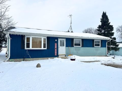 Photo of 2902 Tilden Ave, Delavan, WI 53115 (MLS # 1945199)