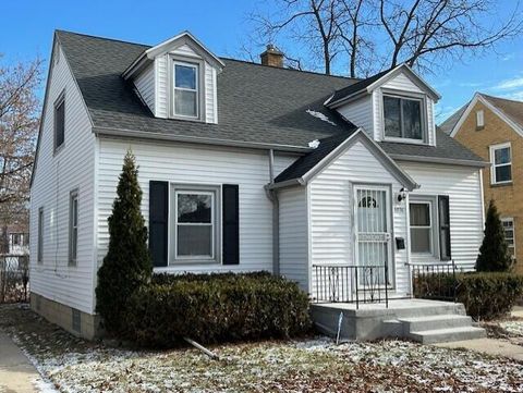 Photo of 5876 N 42nd St, Milwaukee, WI 53209 (MLS # 1948753)