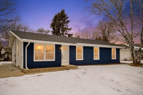 Photo of 1543 Wilson Ave, Port Washington, WI 53074 (MLS # 1949029)