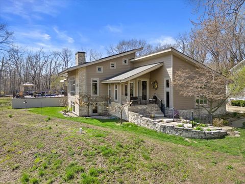 Photo of 9112 3rd Ave, Pleasant Prairie, WI 53158 (MLS # 1959343)