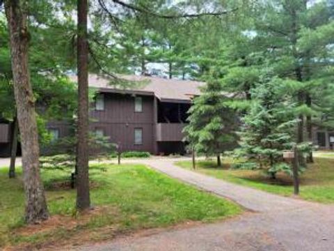 Photo of 11 Spruce Trl, Springville, WI 53965 (MLS # 1960514)