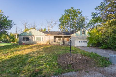 Photo of 10019 N Cedarburg Rd, Mequon, WI 53092 (MLS # 1938235)