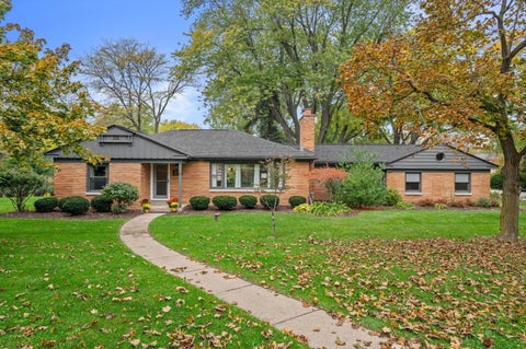 Photo of 1935 Fairfax Dr, Elm Grove, WI 53122 (MLS # 1986504)