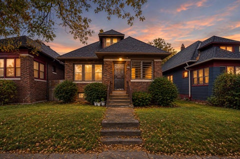 Photo of 1128 W Capitol Dr, Milwaukee, WI 53206 (MLS # 1985300)