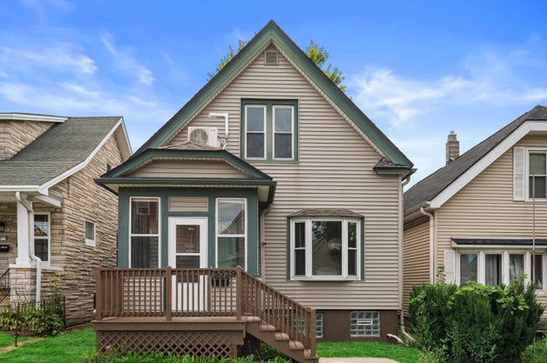 3529 E PLANKINTON AVE, CUDAHY, WI 53110 - Image 7c555d86ea4833d9880f1bcac567da7b/851362545