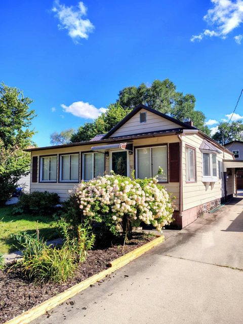 Photo of 913 Wolcott St, Sparta, WI 54656 (MLS # 1940835)