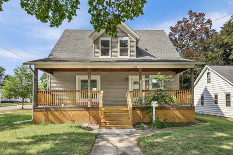 Photo of 812 Sherman Ave W, Fort Atkinson, WI 53538 (MLS # 1972752)