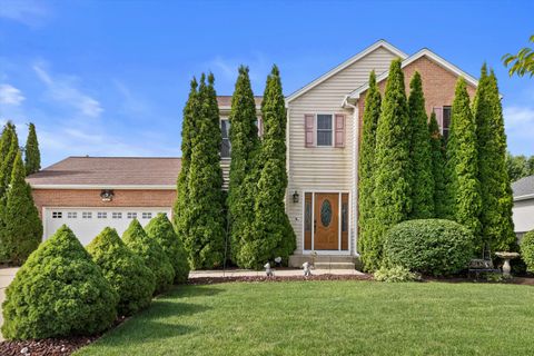 Photo of 109 Prairie Dr, Walworth, WI 53184 (MLS # 1969910)