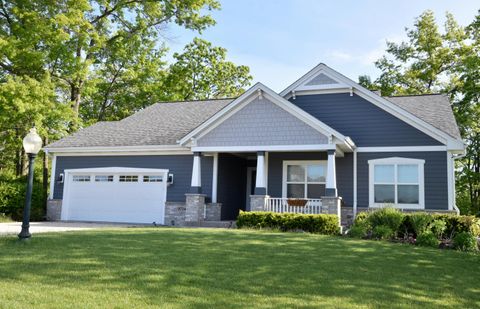 Photo of 8724 Shady Oak Trl, Mount Pleasant, WI 53406 (MLS # 1952824)