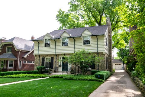 Photo of 3446 N Frederick Ave, Milwaukee, WI 53211 (MLS # 1966334)