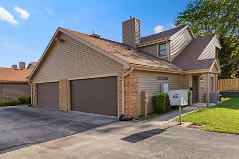 Photo of 5509 Cambridge Ln, Mount Pleasant, WI 53406 (MLS # 1964719)
