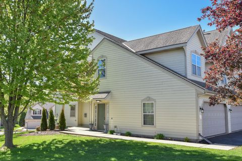 Photo of 8616 S Stratford Rd, Oak Creek, WI 53154 (MLS # 1918426)