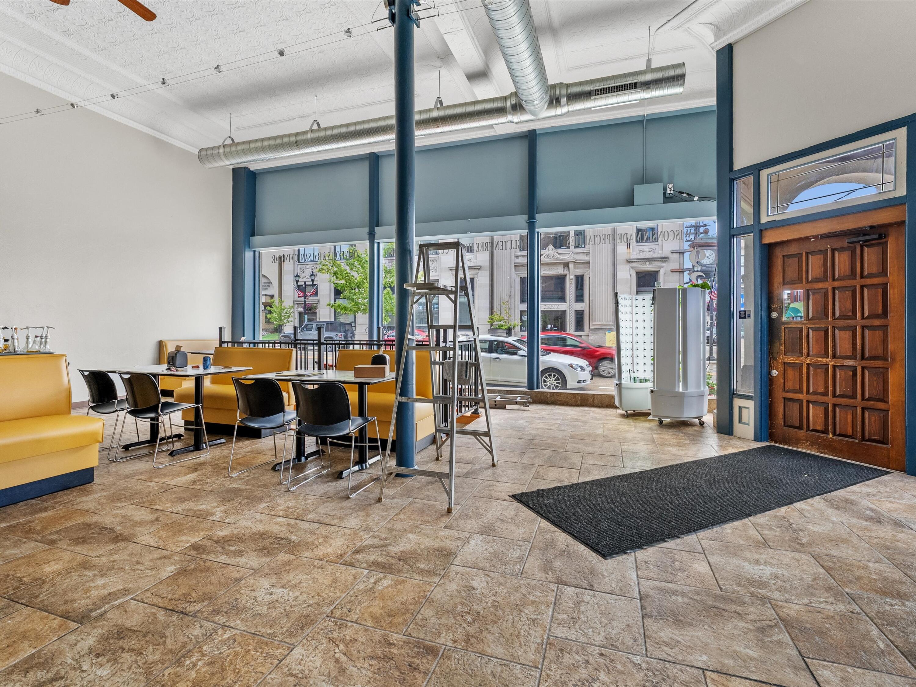 Manitowoc, Wisconsin 54220, United States, ,Commercial,Active,144562