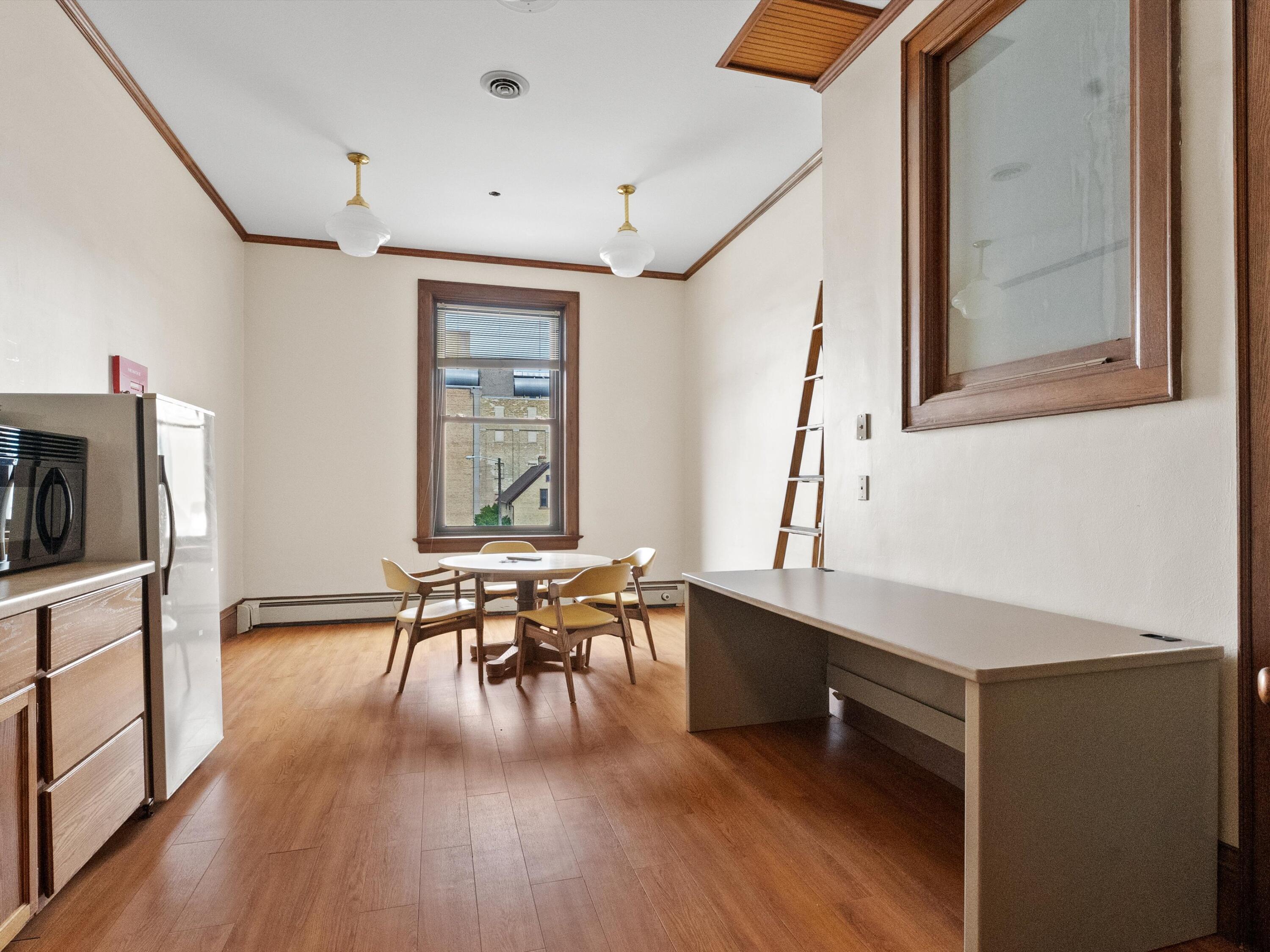 Manitowoc, Wisconsin 54220, United States, ,Commercial,Active,144562