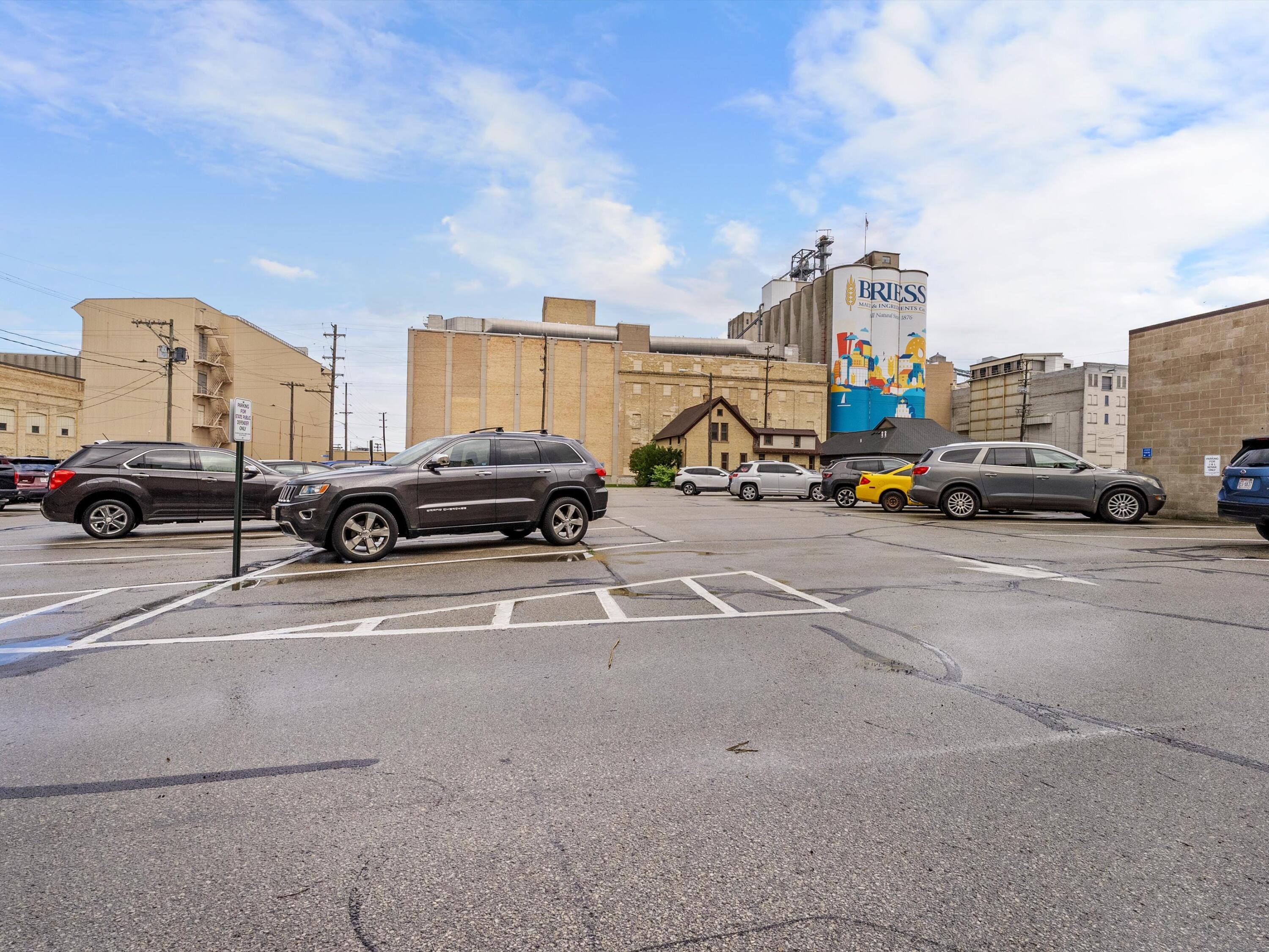 Manitowoc, Wisconsin 54220, United States, ,Commercial,Active,144562