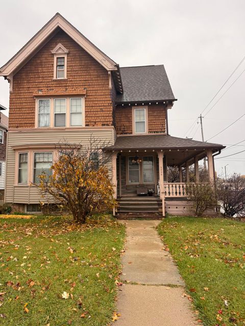 Photo of 2320 N 59th St, Milwaukee, WI 53210 (MLS # 1944615)