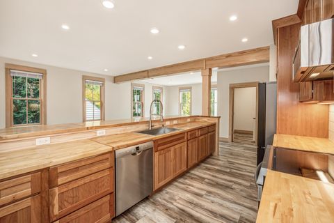 Photo of N52W6300-2 Mill St, Cedarburg, WI 53012 (MLS # 1957285)