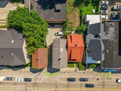 Photo of 1526 N Van Buren St, Milwaukee, WI 53202 (MLS # 1935628) Photo of 1526 N Van Buren St, Milwaukee, WI 53202 (MLS # 1935628)