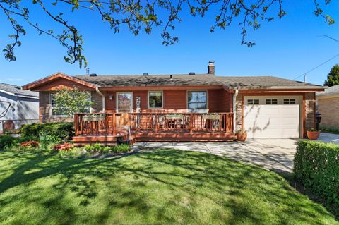 Photo of 3225 Buckingham Rd, Sturtevant, WI 53177 (MLS # 1962181)