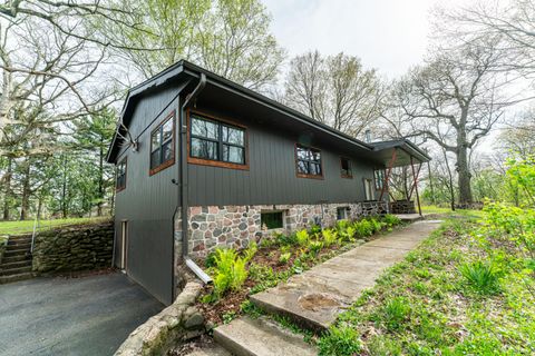 Photo of 203 Prairie View Dr, North Prairie, WI 53153 (MLS # 1961472)