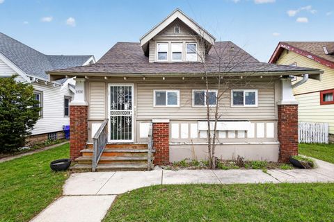 Photo of 2930 N 38th St, Milwaukee, WI 53210 (MLS # 1958658)