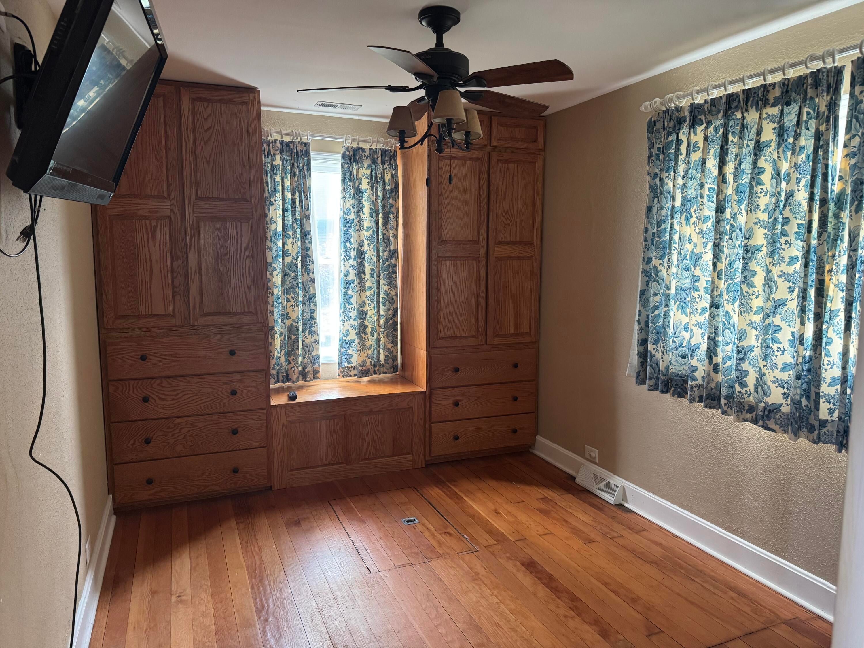 Listing 9