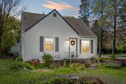 Photo of 1075 S Calhoun Rd, Brookfield, WI 53005 (MLS # 1917357)