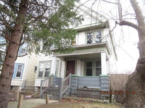 Photo of 3249 N 13th St, Milwaukee, WI 53206 (MLS # 1952587)
