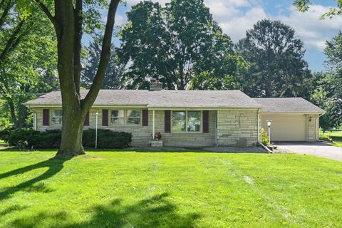 Photo of W212N4912 Weyer Rd, Menomonee Falls, WI 53051 (MLS # 1926697)