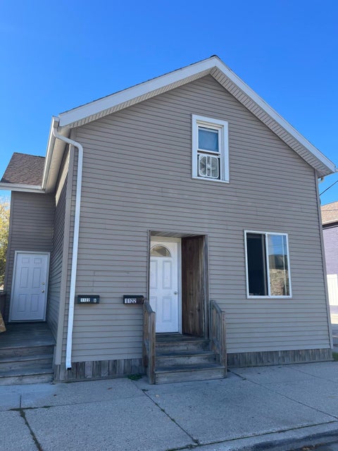 Photo of 1122 S 10th St, Manitowoc, WI 54220 (MLS # 1986684)