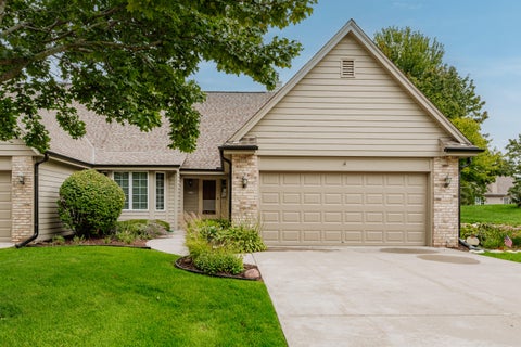 Photo of 500 S McPride Ln, Brookfield, WI 53045 (MLS # 1980803)