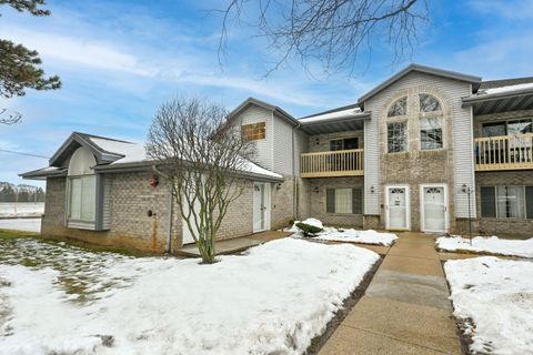 Photo of 9390 W Loomis Rd, Franklin, WI 53132 (MLS # 1946320)