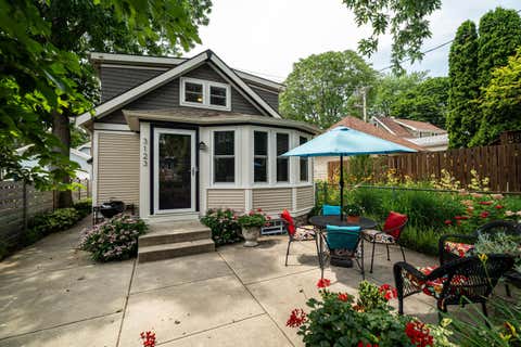 Photo of 3123 S Illinois Ave, Milwaukee, WI 53207 (MLS # 1972417)