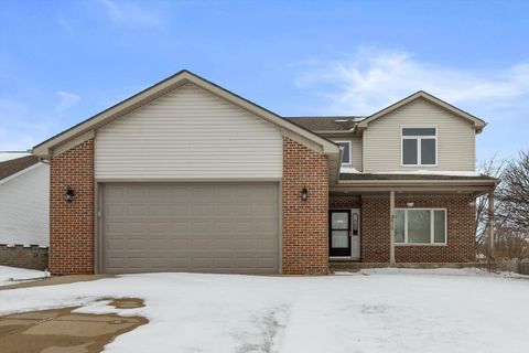 Photo of 3412 29th St, Kenosha, WI 53144 (MLS # 1954429)