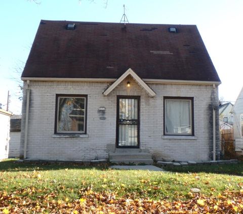 Photo of 4632 N 24th Pl, Milwaukee, WI 53209 (MLS # 1967722)