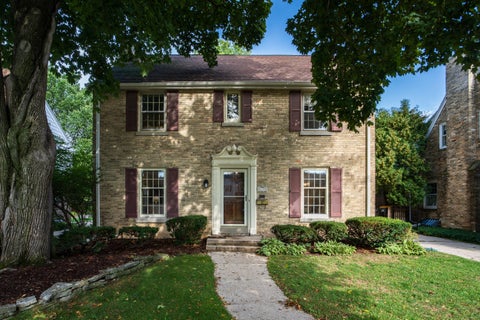 Photo of 2630 N 88th St, Wauwatosa, WI 53226 (MLS # 1982909)