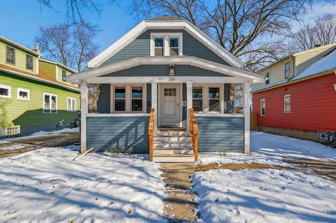 Photo of 216 N 63RD St, Milwaukee, WI 53213 (MLS # 1948855)