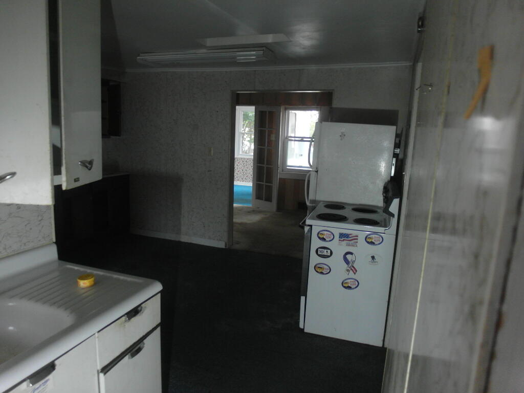 Milwaukee, Wisconsin 53218, United States, 4 Bedrooms Bedrooms, ,1 BathroomBathrooms,Residential,Active,182310