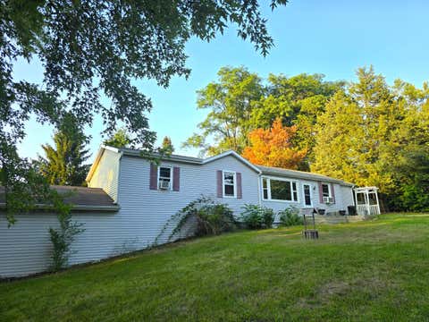 Photo of 166 W School St, Twin Lakes, WI 53181 (MLS # 1976712)